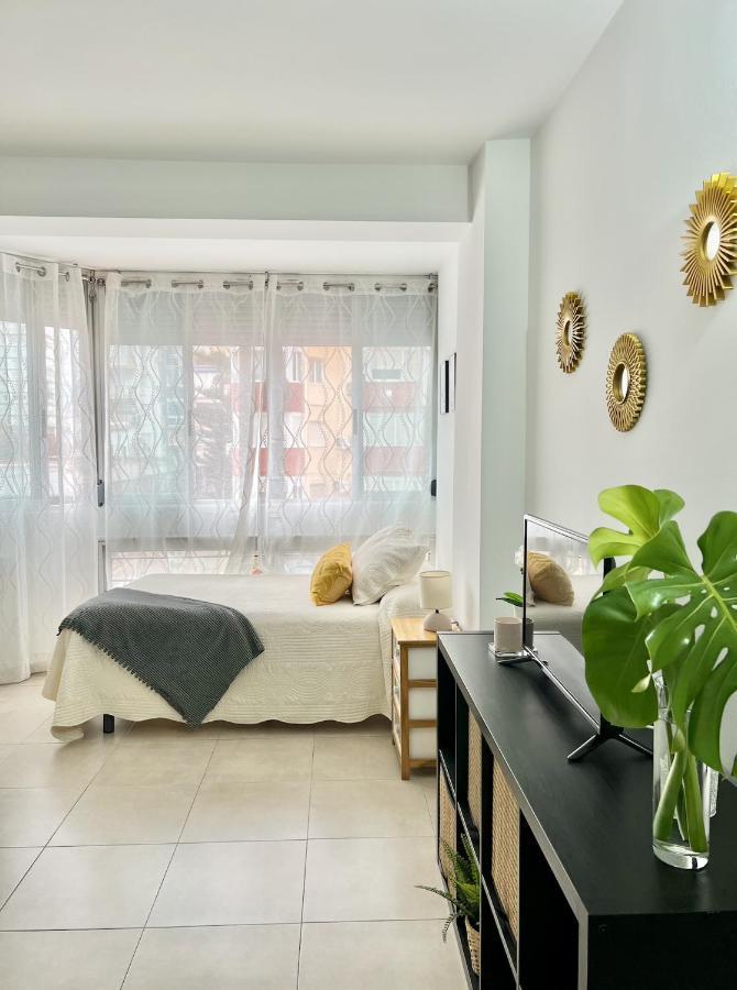 Precioso Estudio Con Piscina, Junto A La Playa Torre Del Mar Zewnętrze zdjęcie