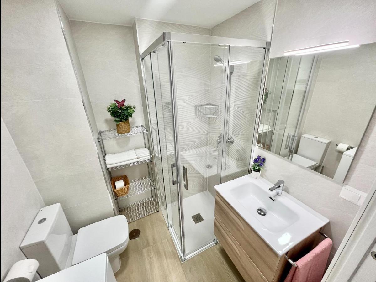 Precioso Estudio Con Piscina, Junto A La Playa Torre Del Mar Zewnętrze zdjęcie